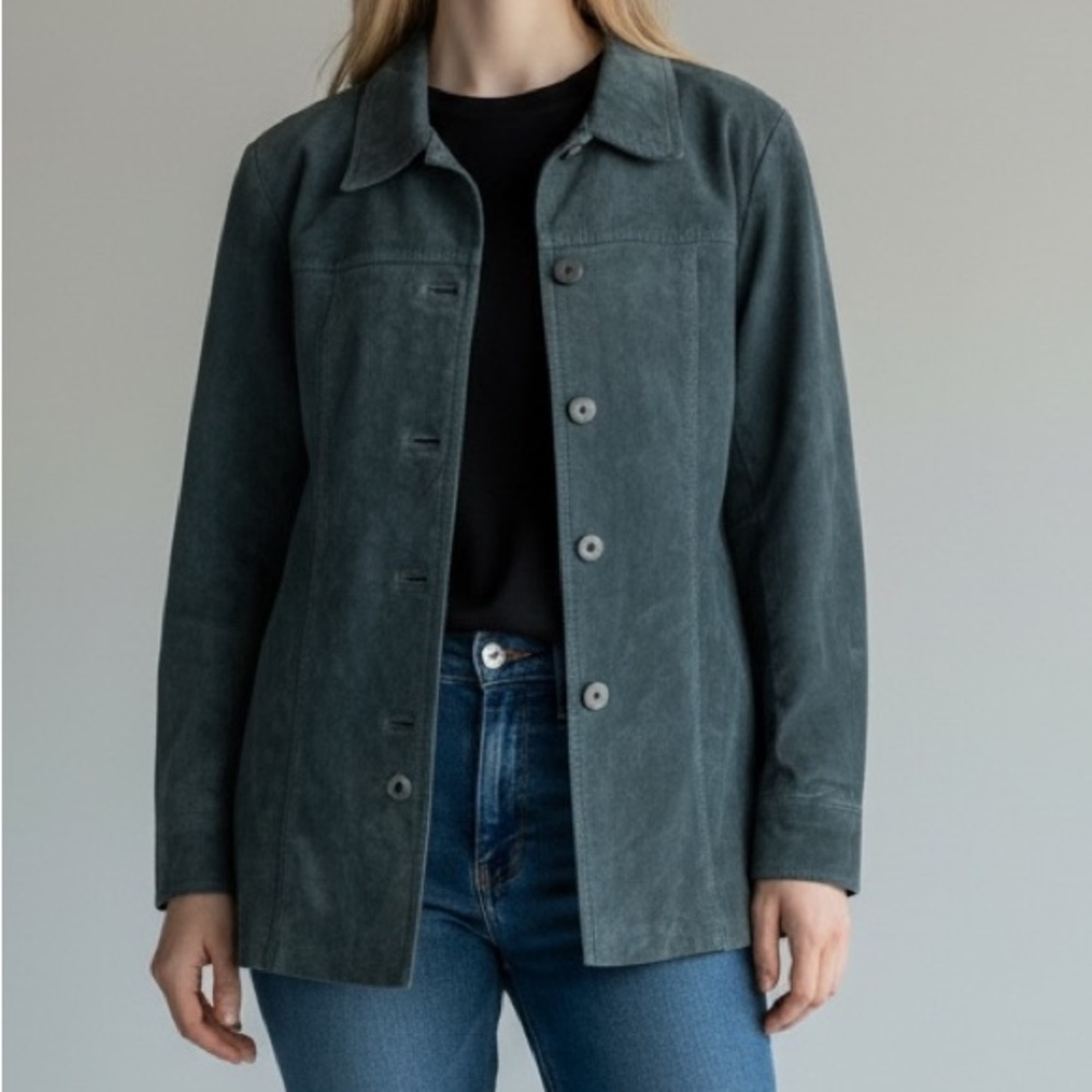 Vintage women’s Atelier By B Thomas Genuine Leather Dusty Blue Jacket Size M